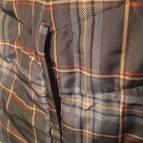 Cj Banks Plaid Quilted Vests NWOT Mens Sz. 3X Blues Black Red Gold - Picture 5 of 9